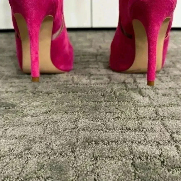 Nine West  - Maya Pink Suede Sandal - 6.5 - Picture 3 of 7